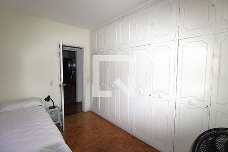 Apartamento à venda com 115m², 3 quartos e 2 vagasQuarto 2