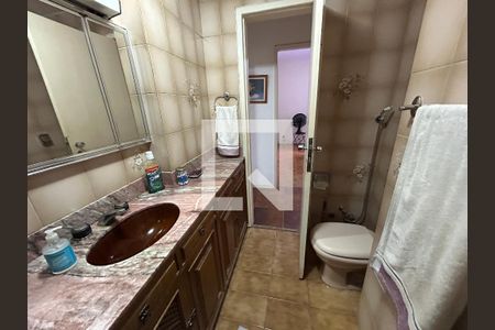 Apartamento à venda com 115m², 3 quartos e 2 vagasBanheiro