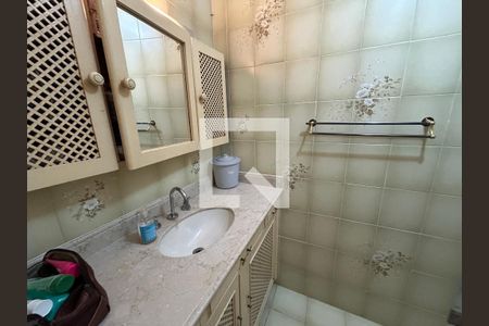 Apartamento à venda com 115m², 3 quartos e 2 vagasBanheiro da Suíte