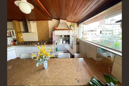 Apartamento à venda com 181m², 3 quartos e 1 vagaCozinha