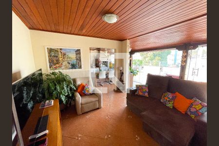 Apartamento à venda com 181m², 3 quartos e 1 vagaSala de TV