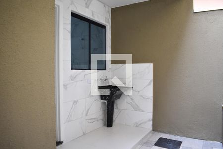 Casa para alugar com 58m², 2 quartos e 1 vagaÁrea de serviço