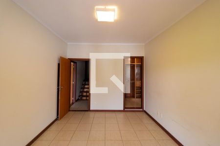 Casa de condomínio à venda com 350m², 4 quartos e 4 vagasSuíte 01