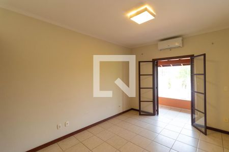 Casa de condomínio à venda com 350m², 4 quartos e 4 vagasSuíte 01