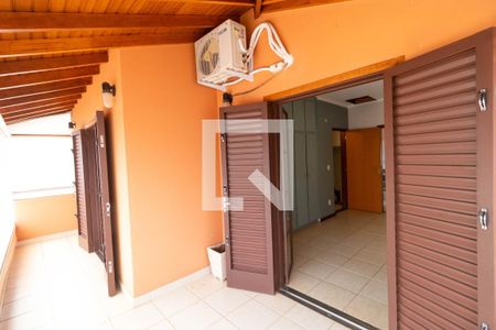 Casa de condomínio à venda com 350m², 4 quartos e 4 vagasSacada das Suíte 03 e 04