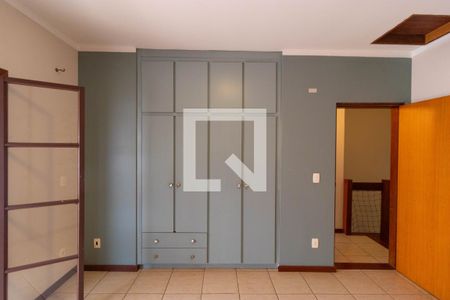 Casa de condomínio à venda com 350m², 4 quartos e 4 vagasSuíte 03