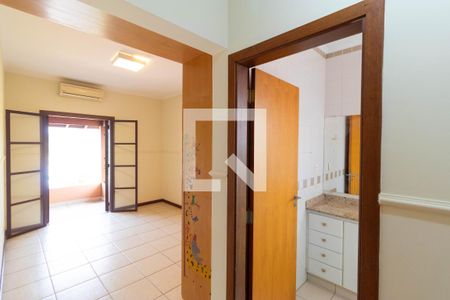 Casa de condomínio à venda com 350m², 4 quartos e 4 vagasSuíte 02