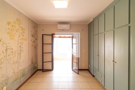 Casa de condomínio à venda com 350m², 4 quartos e 4 vagasSuíte 03