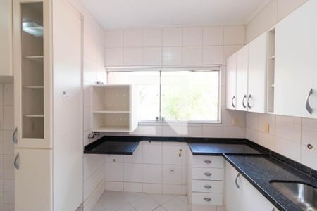 Casa de condomínio à venda com 350m², 4 quartos e 4 vagasCozinha