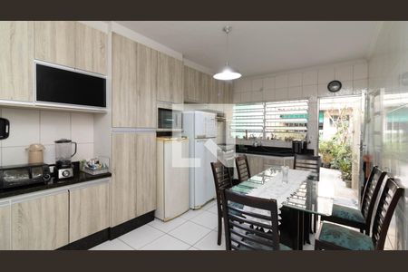 Casa à venda com 89m², 2 quartos e 1 vaga Casa à venda com 89m², 2 quartos e 1 vagaCozinha