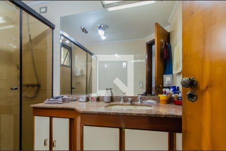 Apartamento à venda com 268m², 3 quartos e 3 vagasBanheiro da Suíte