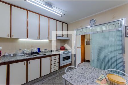 Apartamento à venda com 268m², 3 quartos e 3 vagasCozinha