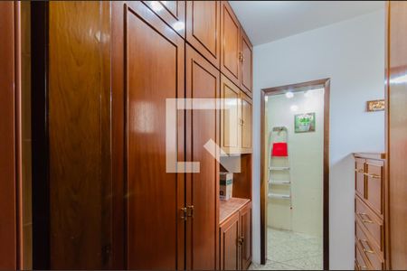 Apartamento à venda com 268m², 3 quartos e 3 vagasQuarto de Serviço