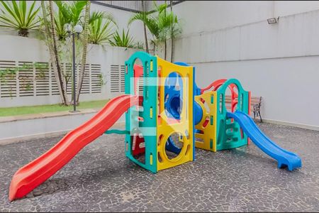 Apartamento à venda com 268m², 3 quartos e 3 vagasÁrea comum - Playground