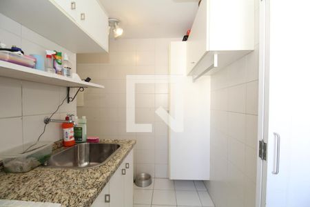 Apartamento à venda com 141m², 3 quartos e 2 vagasLavanderia