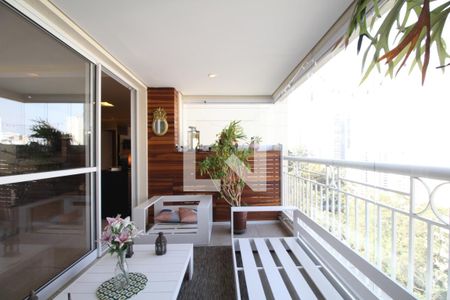 Apartamento à venda com 141m², 3 quartos e 2 vagasVaranda da sala