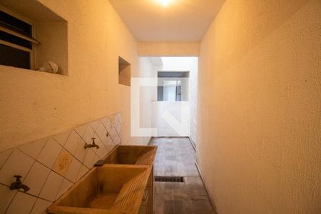 Apartamento para alugar com 55m², 2 quartos e sem vaga Apartamento para alugar com 55m², 2 quartos e sem vagaÁrea de Serviço