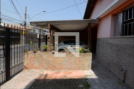 Casa à venda com 250m², 2 quartos e 2 vagas Casa à venda com 250m², 2 quartos e 2 vagasGaragem