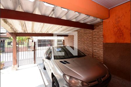 Casa à venda com 250m², 2 quartos e 2 vagas Casa à venda com 250m², 2 quartos e 2 vagasGaragem