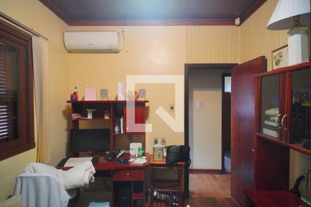 Casa à venda com 268m², 5 quartos e 3 vagasQuarto 2