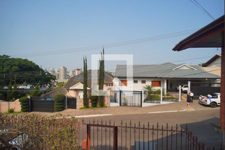 Casa à venda com 268m², 5 quartos e 3 vagasVista do Quarto 1