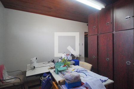 Casa à venda com 268m², 5 quartos e 3 vagasQuarto 3