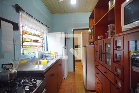 Casa à venda com 268m², 5 quartos e 3 vagasCozinha