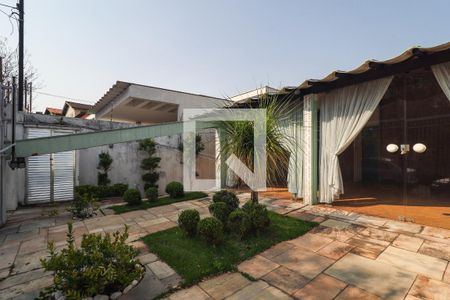 Casa à venda com 314m², 4 quartos e 4 vagas Casa à venda com 314m², 4 quartos e 4 vagasGaragem