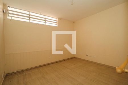 Casa à venda com 314m², 4 quartos e 4 vagas Casa à venda com 314m², 4 quartos e 4 vagasQuarto de Serviço