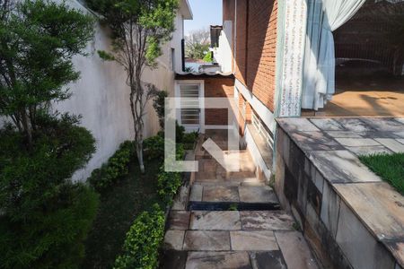 Casa à venda com 314m², 4 quartos e 4 vagas Casa à venda com 314m², 4 quartos e 4 vagasÁrea externa