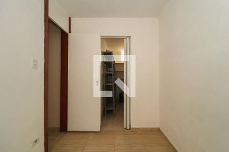 Casa à venda com 314m², 4 quartos e 4 vagas Casa à venda com 314m², 4 quartos e 4 vagasQuarto de Serviço