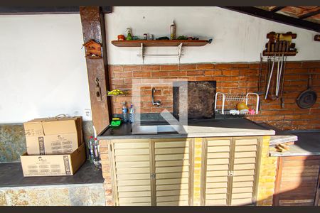 Casa de condomínio à venda com 256m², 4 quartos e 2 vagasfogão a lenha / churrasqueira