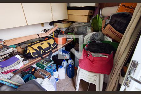 Casa de condomínio à venda com 256m², 4 quartos e 2 vagasquarto e banheiro de serviço