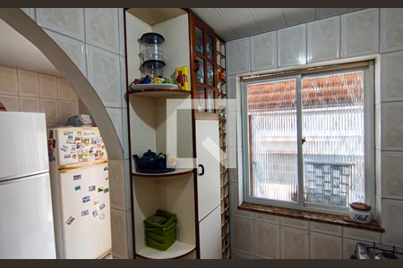 Casa de condomínio à venda com 256m², 4 quartos e 2 vagascozinha