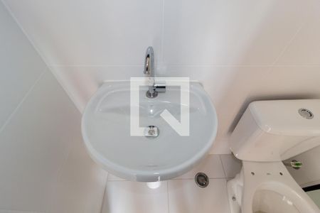 Apartamento para alugar com 32m², 2 quartos e sem vagaDetalhe - Banheiro