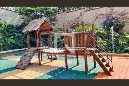 Apartamento à venda com 92m², 3 quartos e 2 vagasÁrea comum - Playground