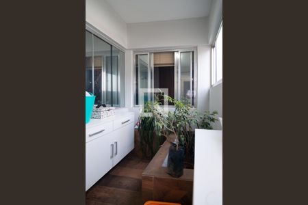 Apartamento à venda com 150m², 3 quartos e 1 vagaÁrea de Serviço