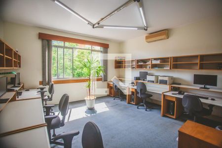 Casa à venda com 180m², 3 quartos e 1 vagaSuíte