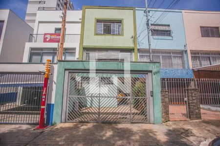Casa à venda com 180m², 3 quartos e 1 vagaFachada