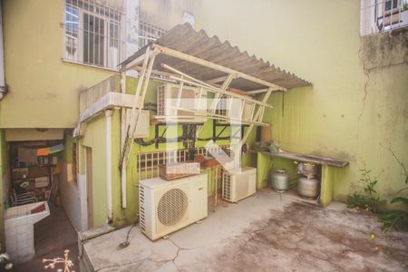 Casa à venda com 180m², 3 quartos e 1 vagaQuintal