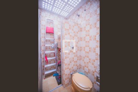 Casa à venda com 180m², 3 quartos e 1 vagaBanheiro 2