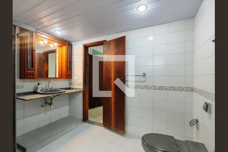 Apartamento para alugar com 120m², 3 quartos e sem vagaBanheiro da Suíte