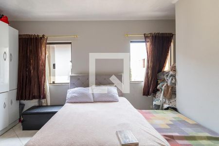 Casa à venda com 226m², 3 quartos e 2 vagasQuarto de Serviço