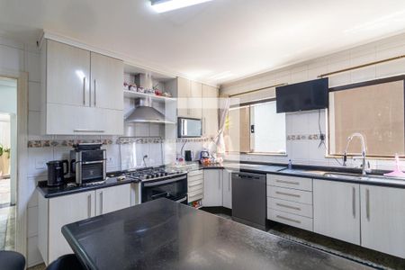 Casa à venda com 226m², 3 quartos e 2 vagasCozinha