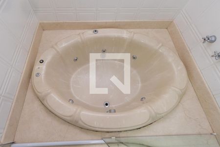 Casa à venda com 226m², 3 quartos e 2 vagasBanheiro Suíte