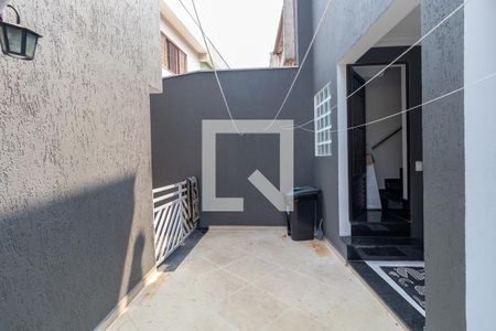 Casa à venda com 226m², 3 quartos e 2 vagasQuintal