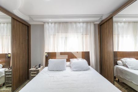 Casa à venda com 226m², 3 quartos e 2 vagasSuíte