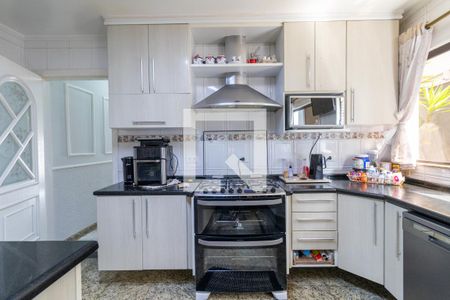 Casa à venda com 226m², 3 quartos e 2 vagasCozinha