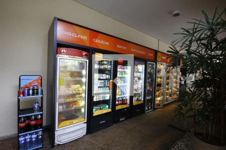 Apartamento à venda com 61m², 2 quartos e 1 vagaMercadinho