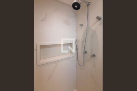 Apartamento para alugar com 77m², 2 quartos e 1 vaga Apartamento para alugar com 77m², 2 quartos e 1 vagaBanheiro da Suíte 2